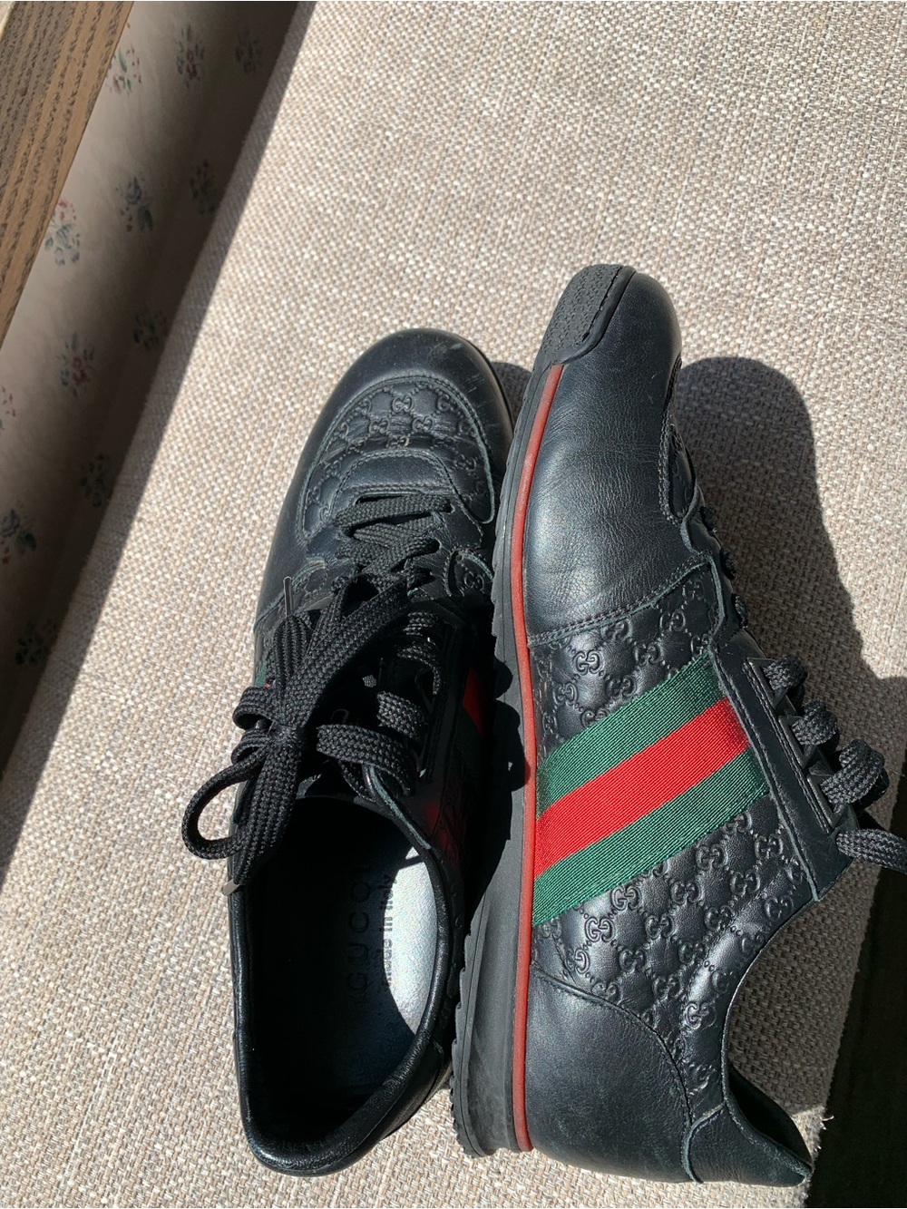 Gucci Black Leather Men’s Sneakers with Green & Red Stripe 8.5 - Picture 11 of 11